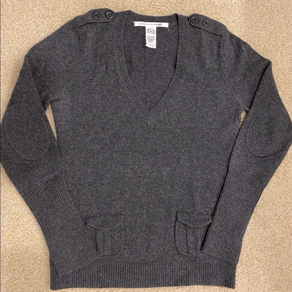 Diane von Furstenberg - Grey V-Neck Sweater